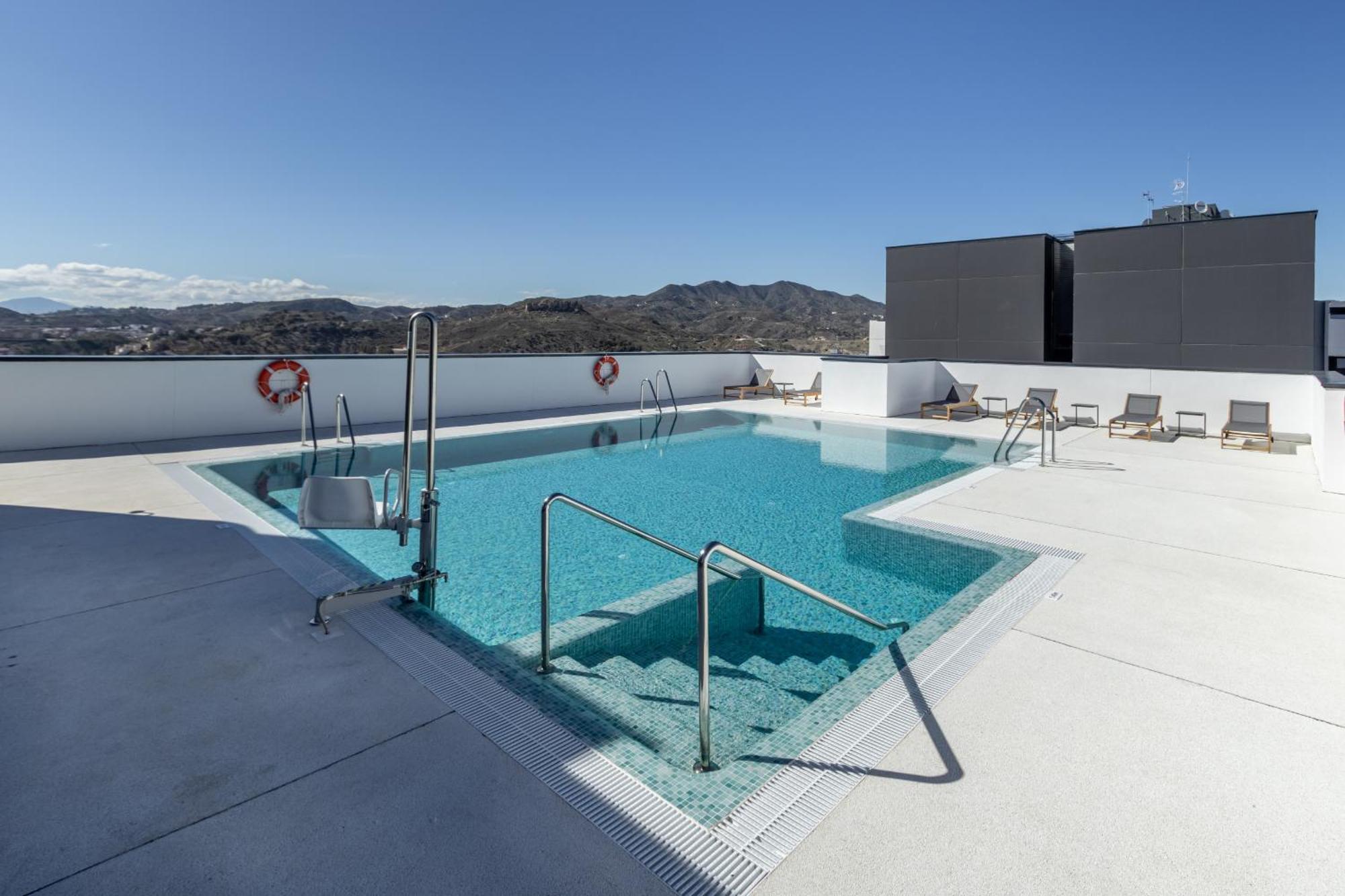 Skyline 1 Pool & Parking Free Apartamento *