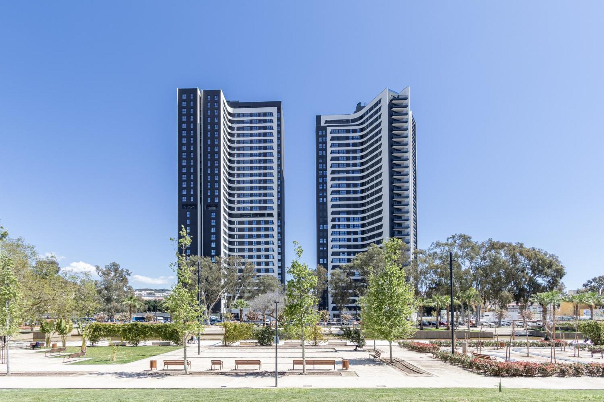 Skyline 1 Pool & Parking Free Apartamento